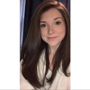 Meet your Posher, Briana